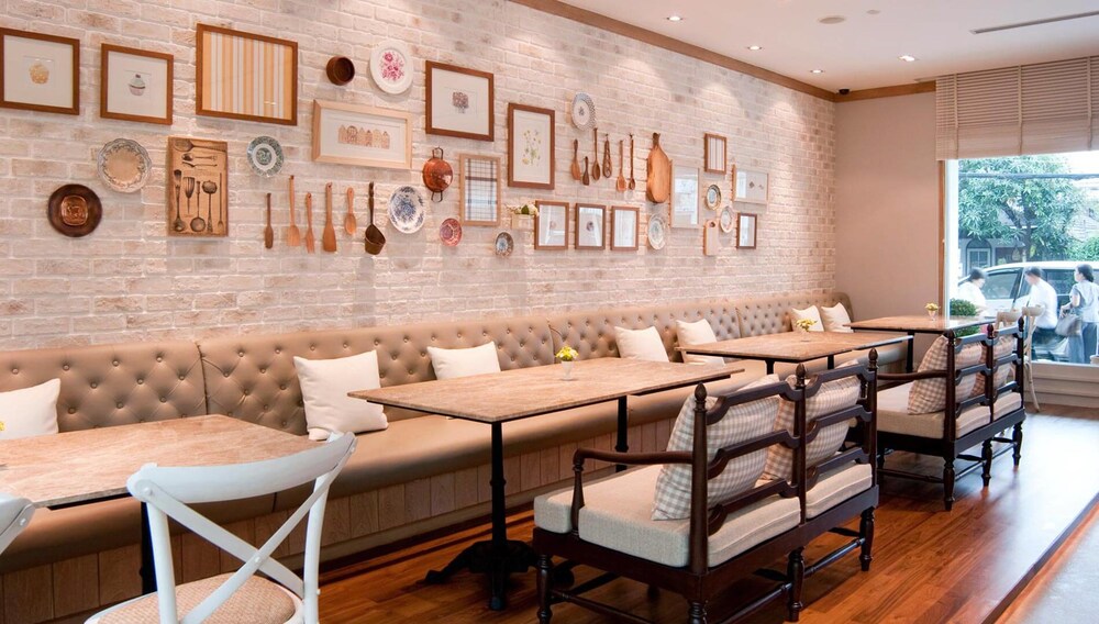 Cafe