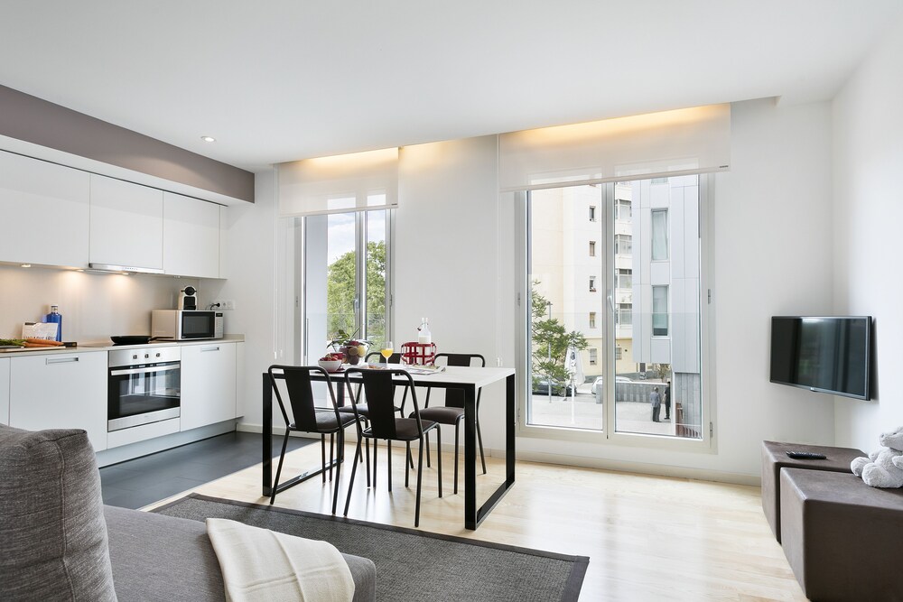 Apartment, 2 Bedrooms (4 pax) - Living Room