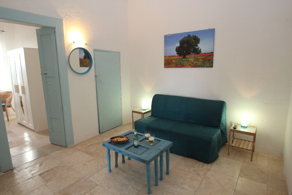 Apartment, 2 Bedrooms, Terrace (4 Adults) - Living Room