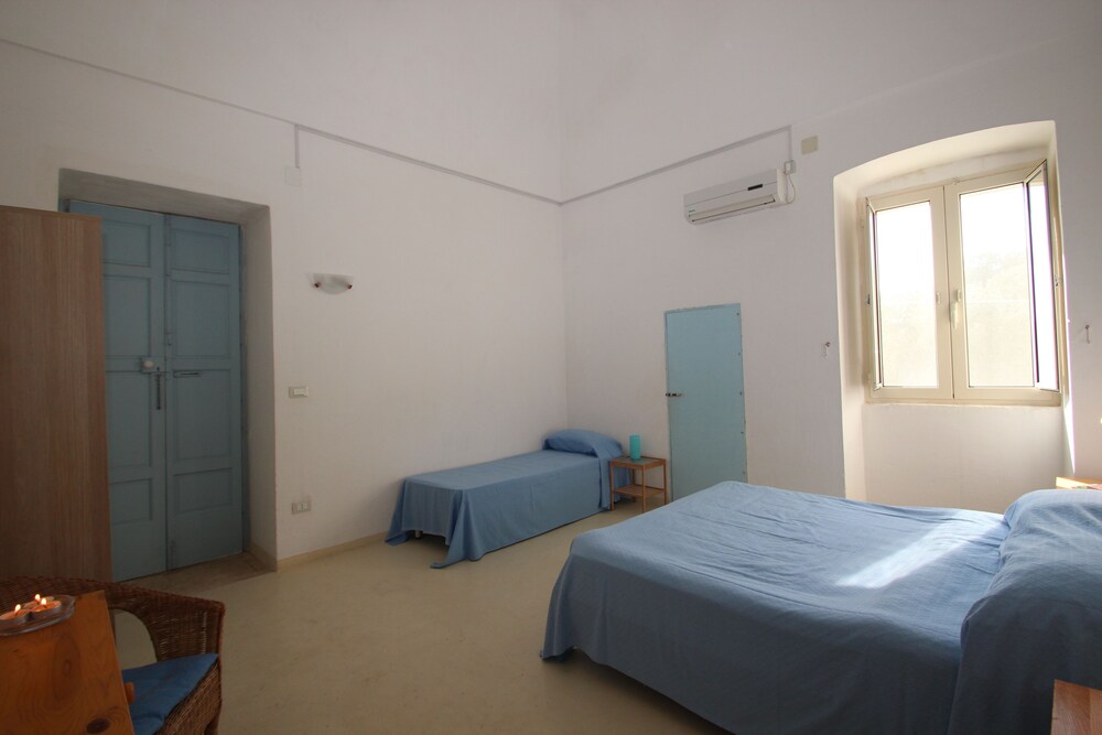 Economy Apartment, 2 Bedrooms, Kitchen - Guestroom