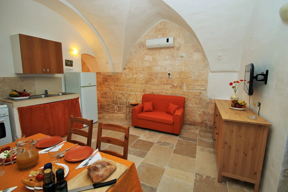 Apartment, 2 Bedrooms - In-Room Kitchen