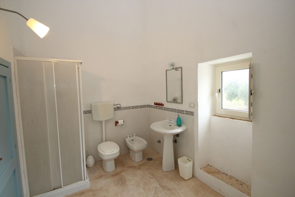 Apartment, 1 Bedroom, Kitchenette, Corner - Bathroom
