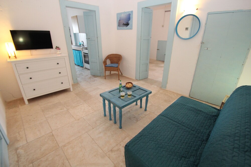 Apartment, 2 Bedrooms, Terrace (4 Adults) - Living Room