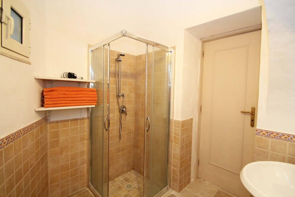 Apartment, 2 Bedrooms - Bathroom