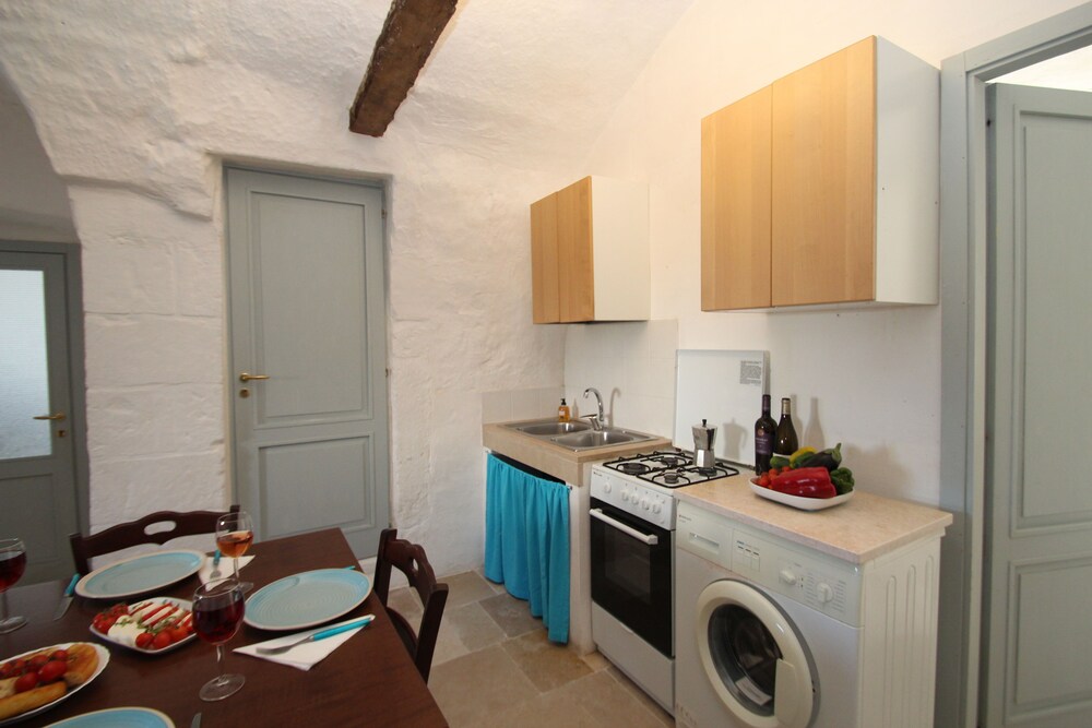 Basic Apartment, 1 Bedroom, Non Smoking - In-Room Kitchen