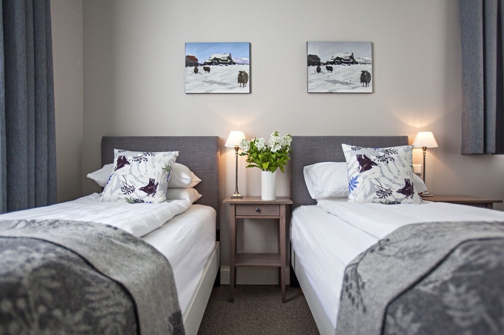 Apartment, 2 Bedrooms - Guestroom