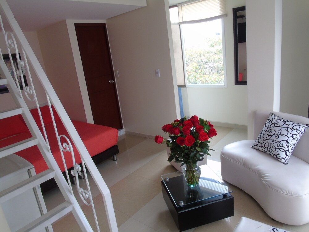 Suite - Guestroom
