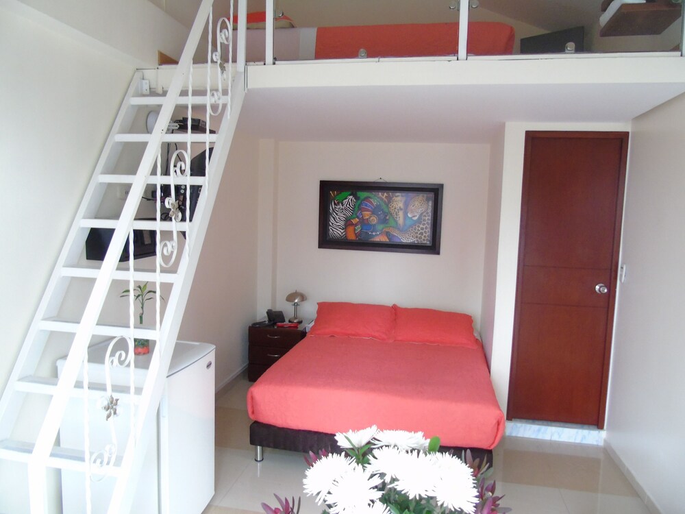 Suite - Guestroom