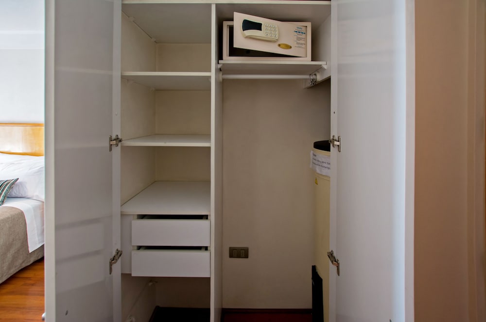 In-Room Safe