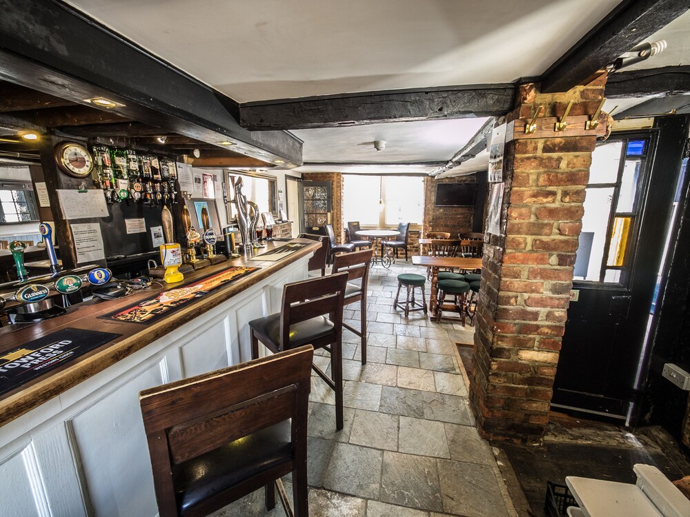 Hotel Bar