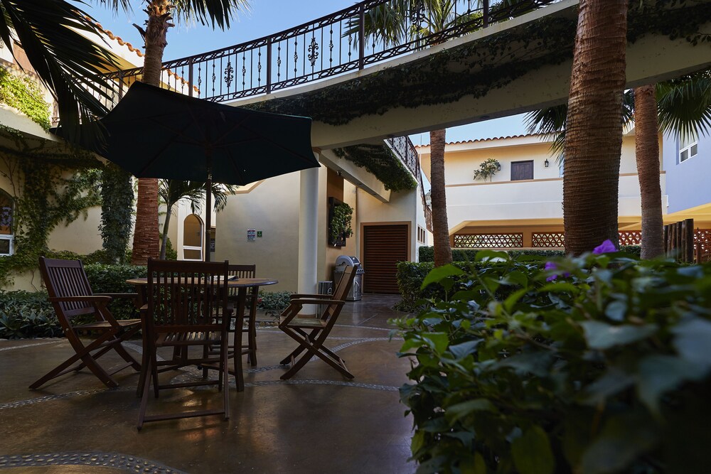 Interior, San Angel Suites