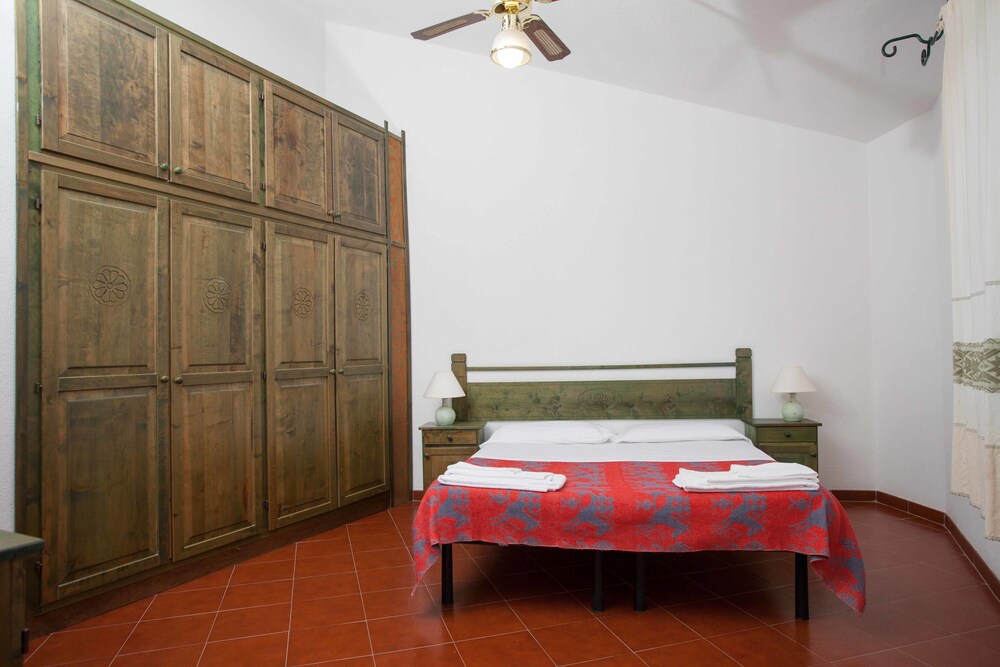 Apartment, 2 Bedrooms (5 people) - Guestroom