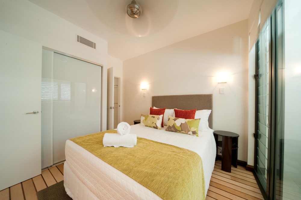 Apartment, 3 Bedrooms - Guestroom
