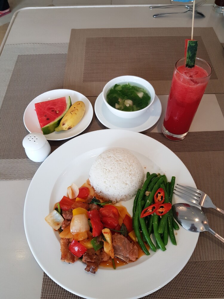 お食事とお飲み物