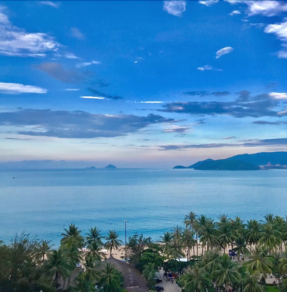 Beach/Ocean View