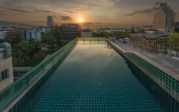 Rooftop Pool