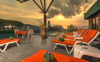 Rooftop Pool