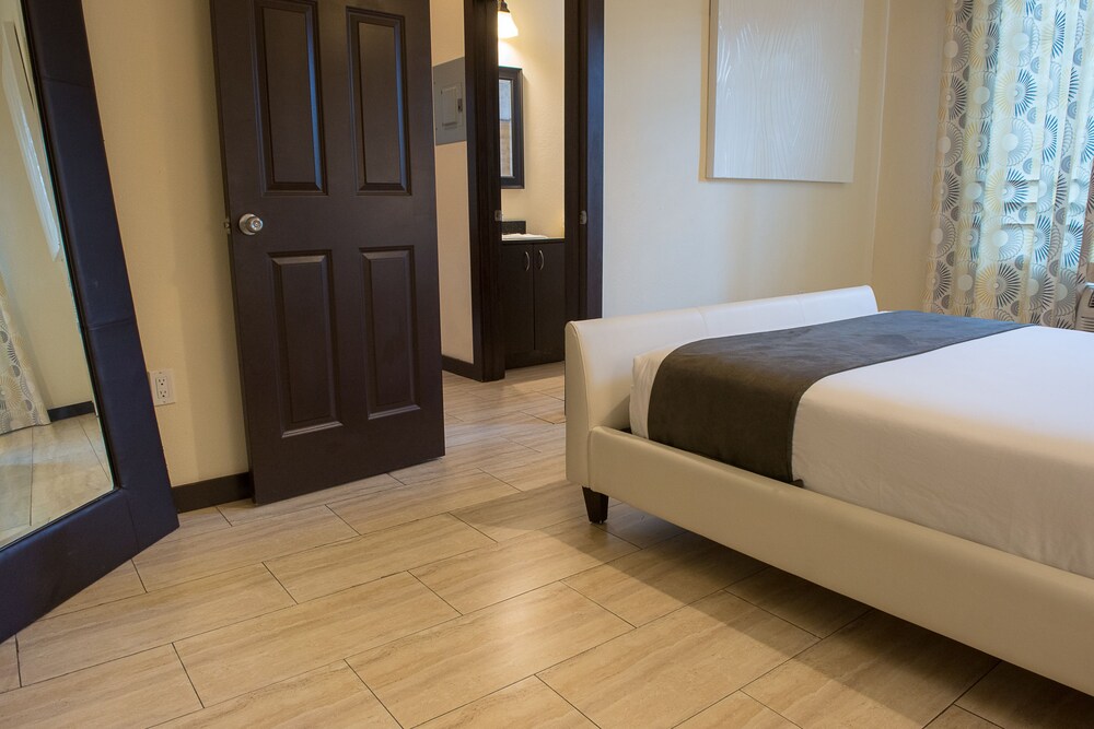 Suite, 1 Bedroom - Guestroom