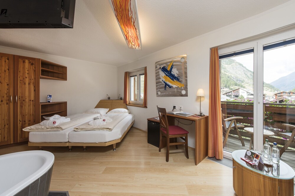 Guestroom
