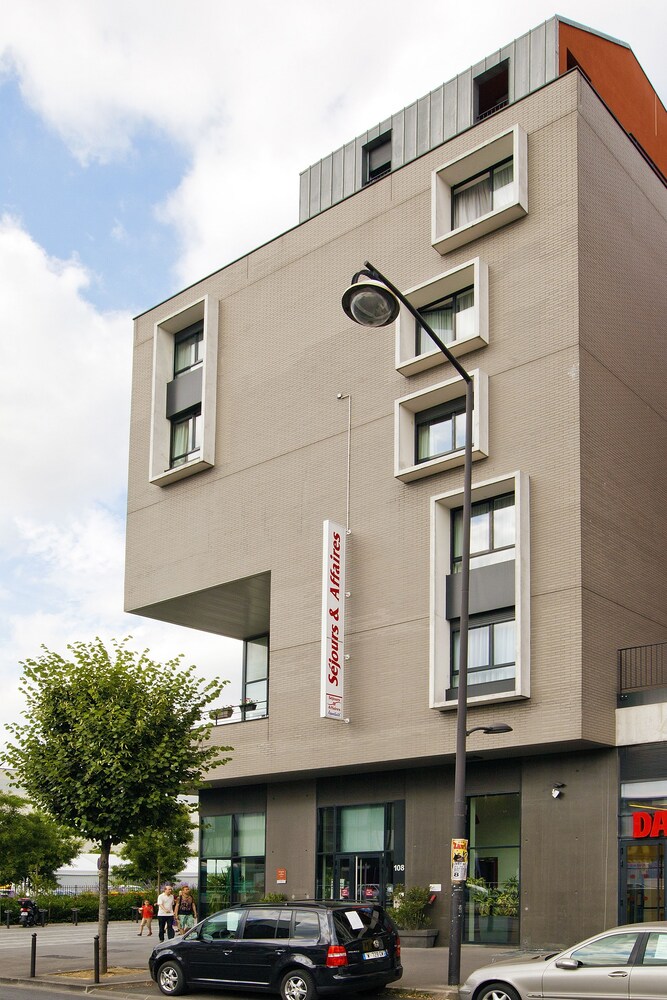 Hotel Front