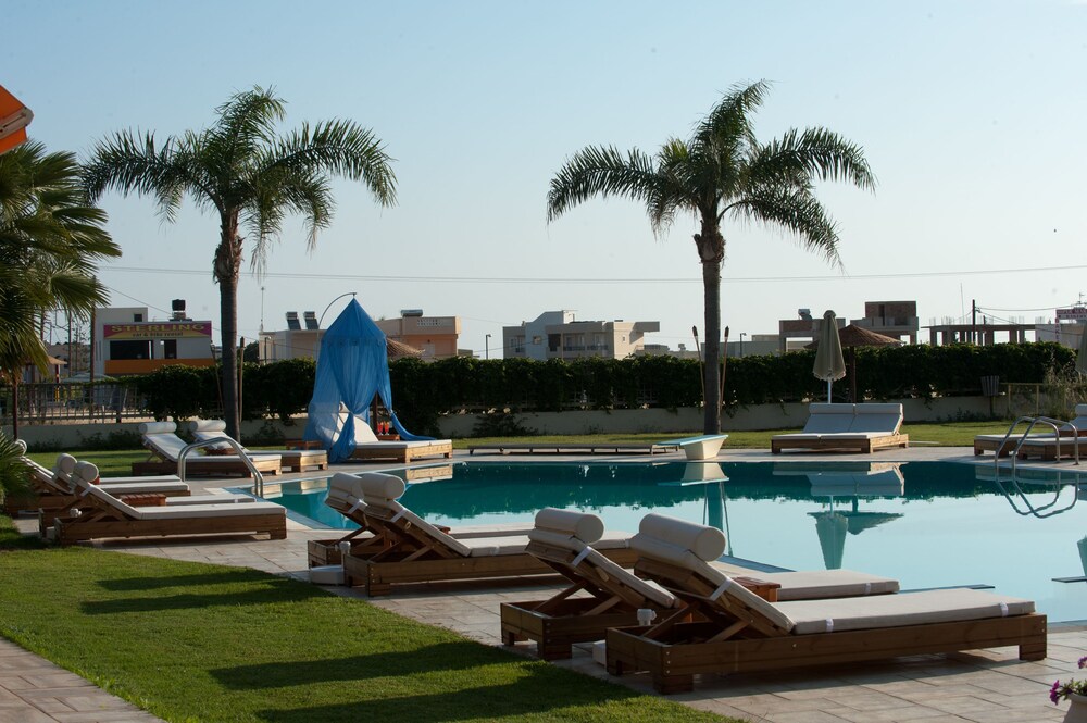Sundeck