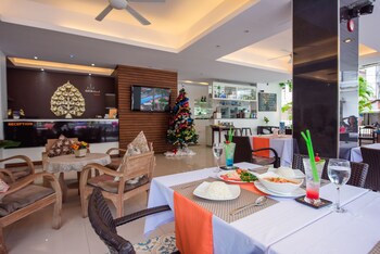 Food Court