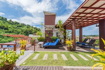 Sundeck