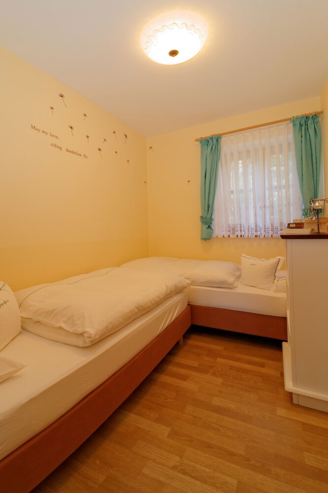 Zimmer (Apartment, 2 Schlafzimmer (Lusen))