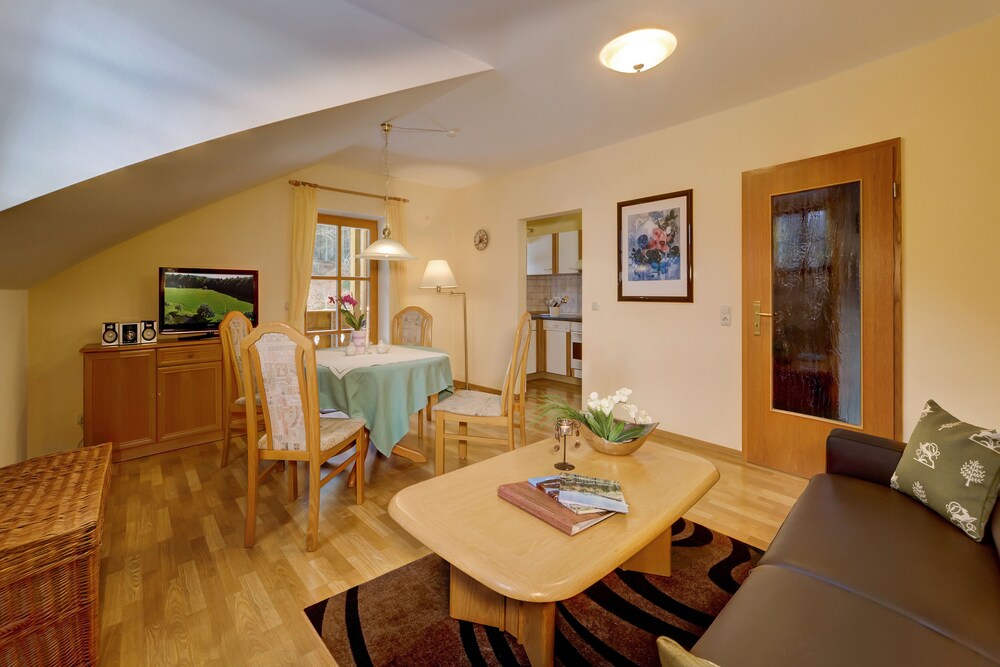 Zimmer (Apartment, 1 Schlafzimmer (Rachel))