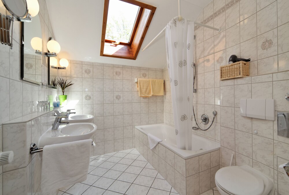Badezimmer (Apartment, 1 Schlafzimmer (Rachel))