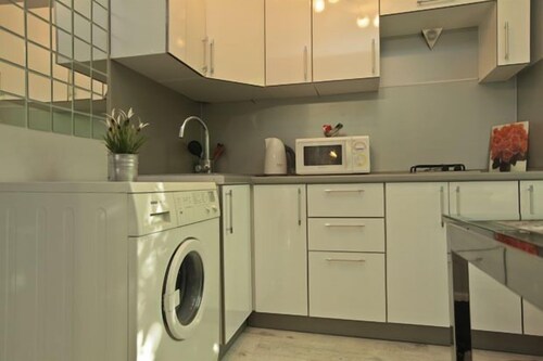 Business Studio - In-Room Kitchen