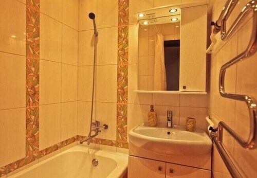 Studio Suite - Bathroom