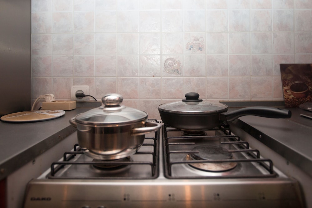 Deluxe Studio (Berezhkovskaya Naberezhnaya 8) - In-Room Kitchen