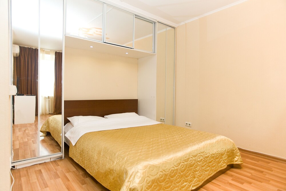 City Studio - Guestroom