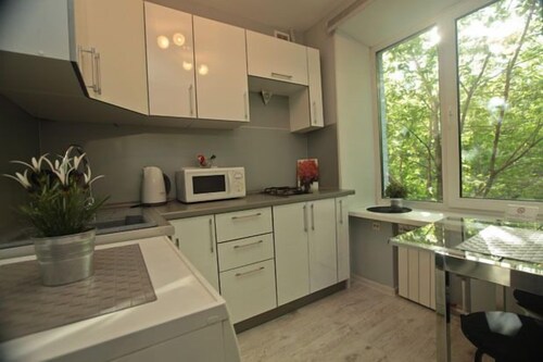 Business Studio - In-Room Kitchen
