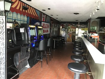 Hotel Lounge