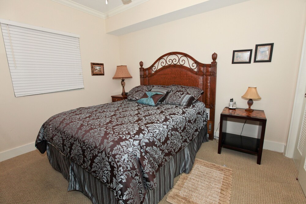 Condo, 2 Bedrooms, 2 Bathrooms - Guestroom