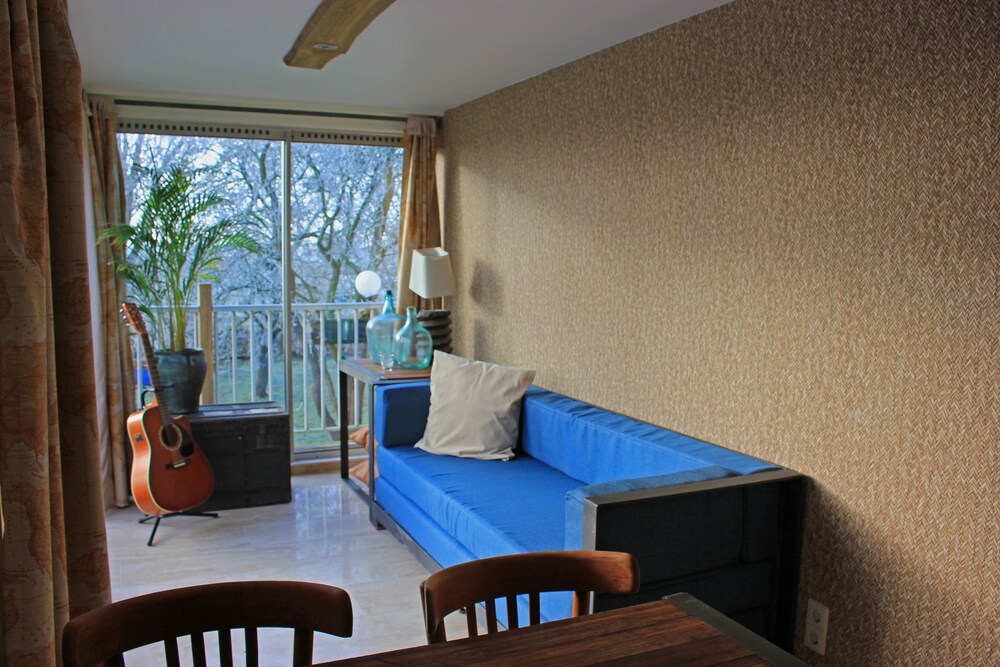 Panoramic Tree House, 1 Bedroom, Non Smoking, Pool View - Living Room