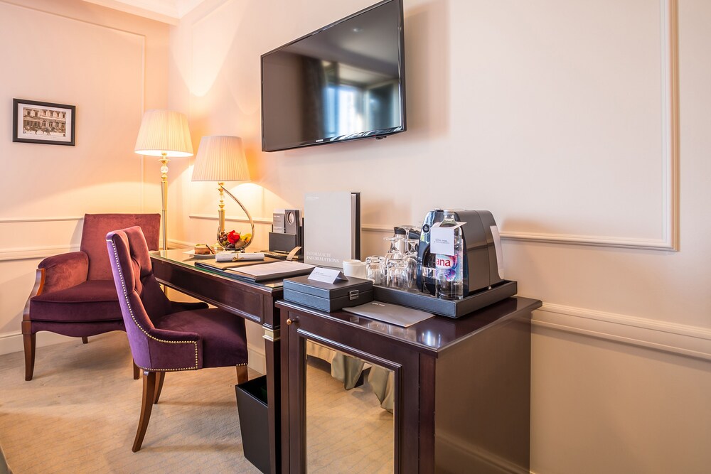 In-Room Business Center
