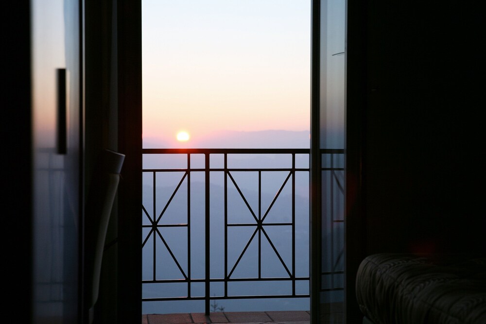 Guestroom View