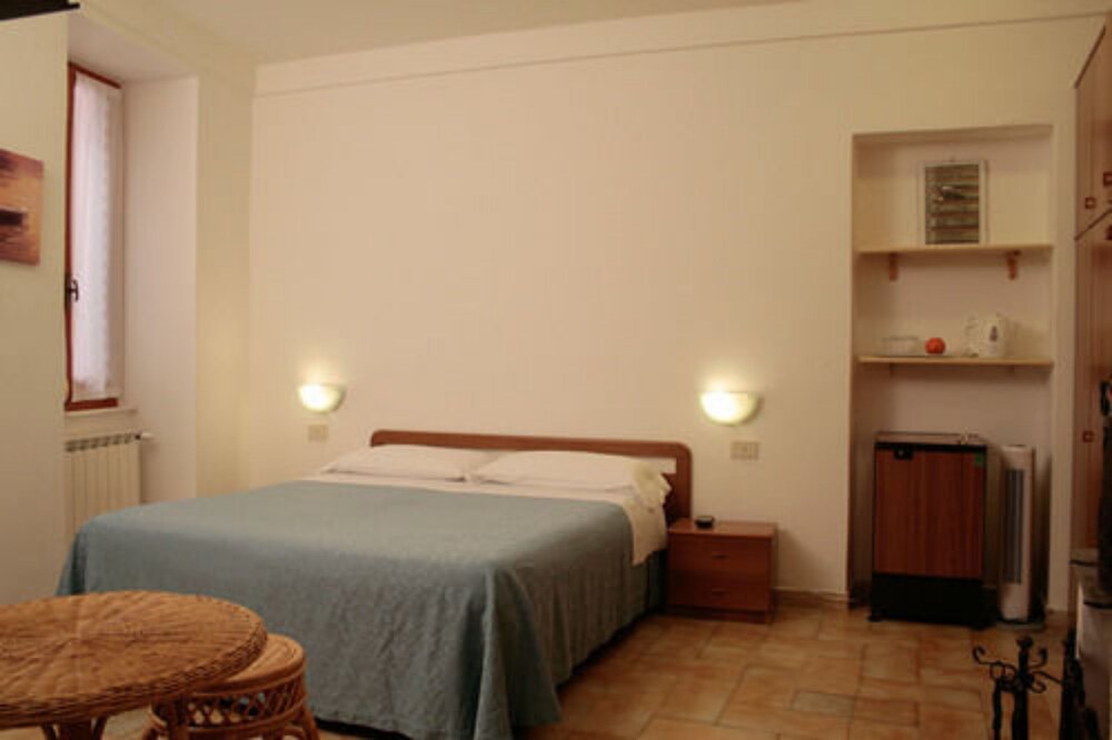 Standard Apartment, 1 Bedroom, Terrace, City View (Carruggio) - Guestroom