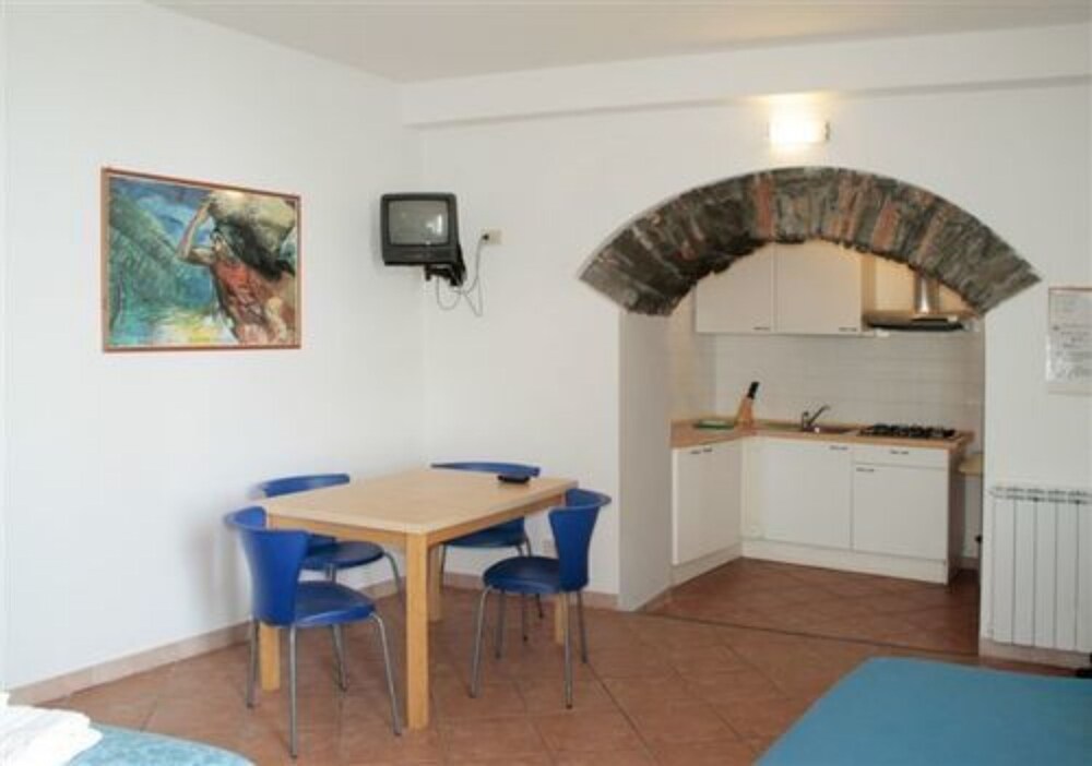 Studio, 1 Bedroom, Kitchenette, Sea View (Sunset) - In-Room Kitchen