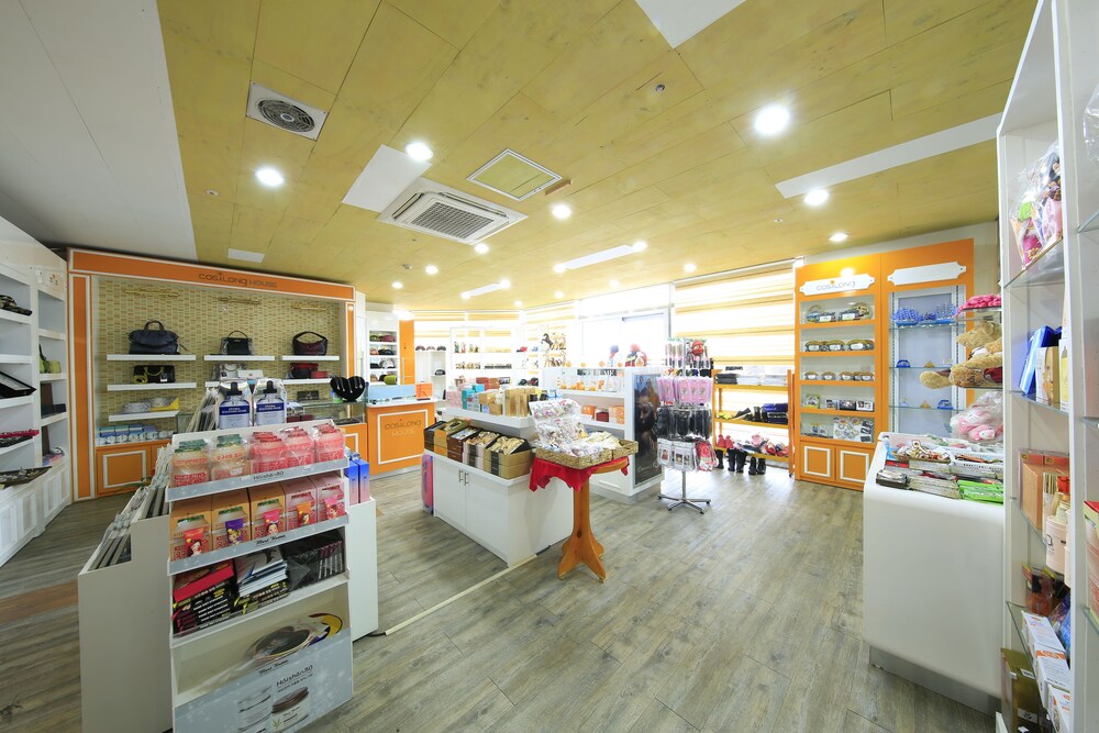Gift Shop
