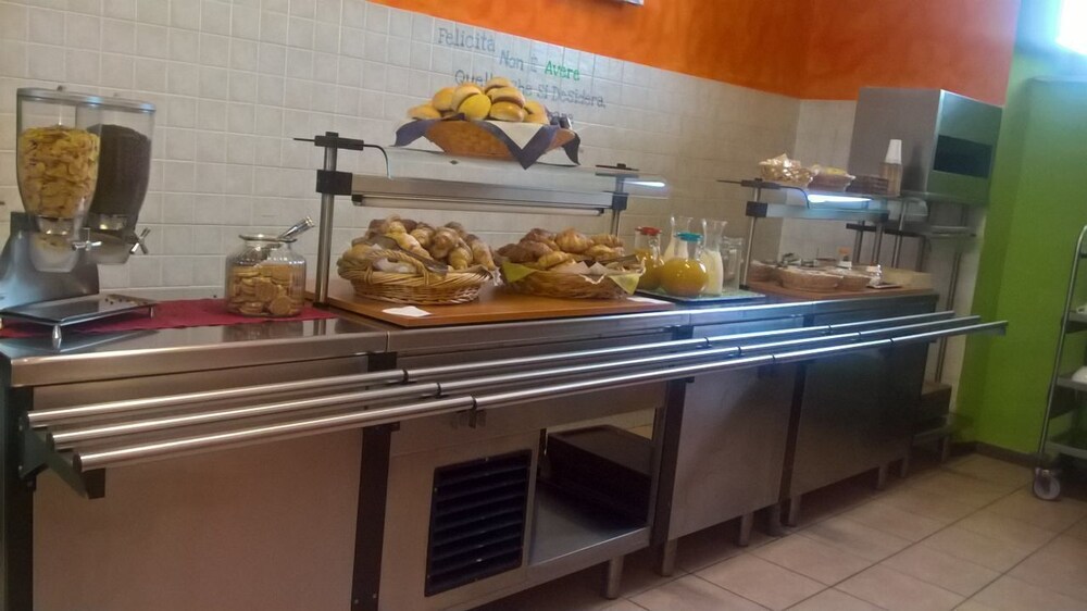 Snack Bar
