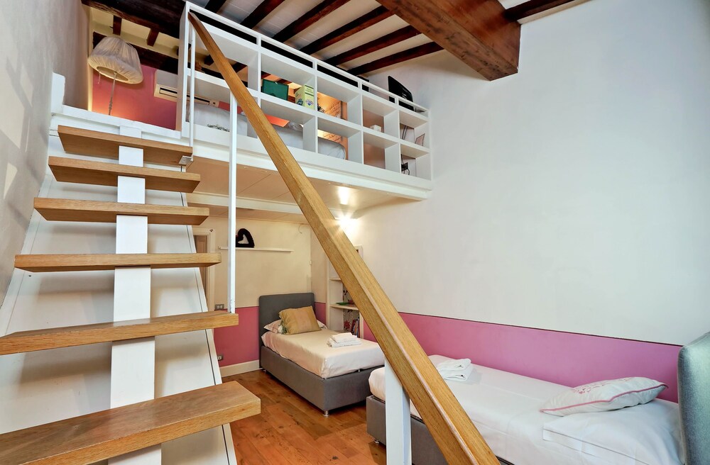 Duplex, 3 Bedrooms (Guelfo, Vicolo del Panico 2) - Guestroom