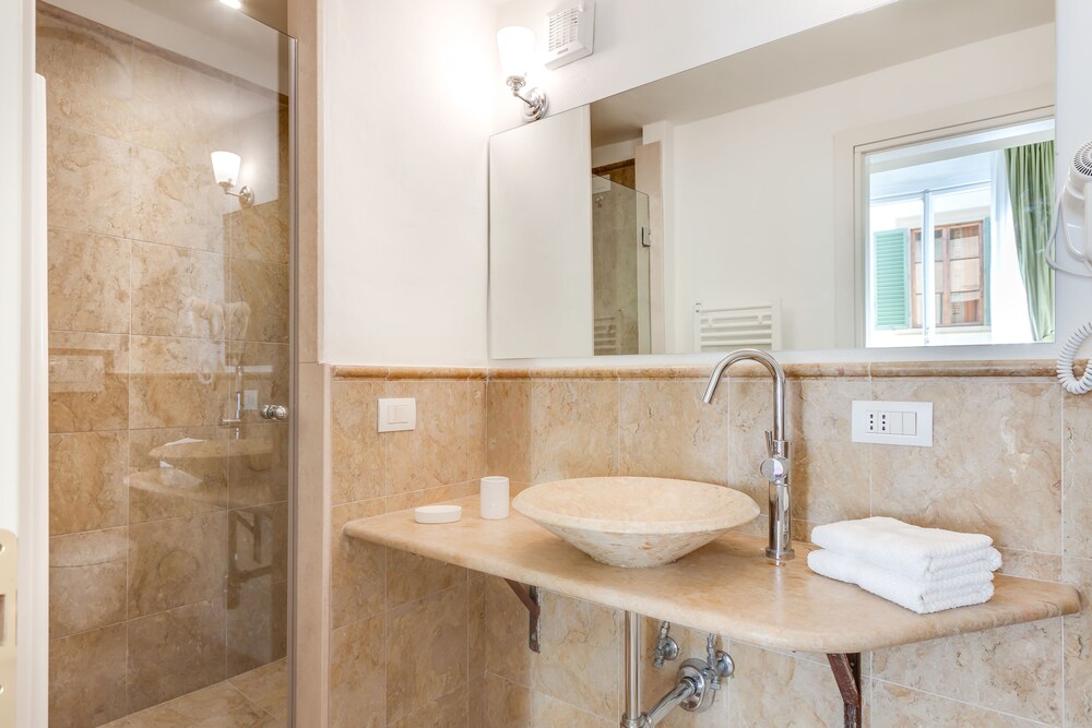 Duplex, 3 Bedrooms (9/A , Borgo Albizi 29 - Lift) - Bathroom