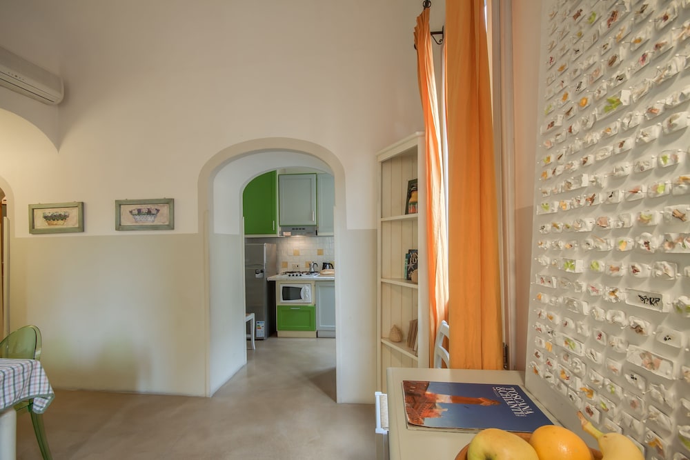 Superior Apartment, 2 Bathrooms (Verde, Via della condotta 16) - Living Room