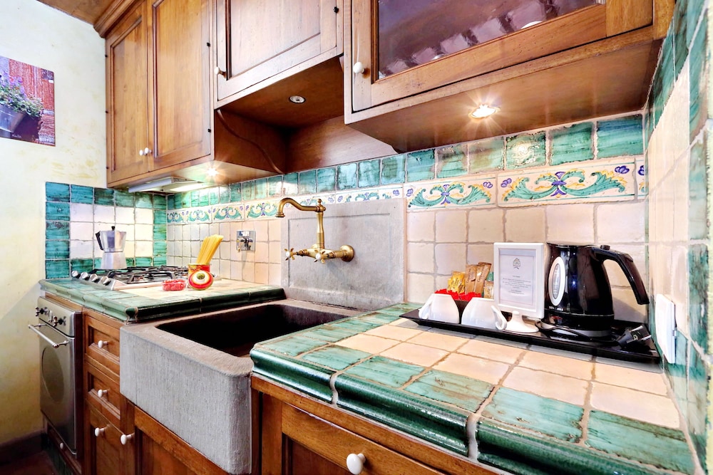 Superior Duplex, 2 Bedrooms, Annex Building (Palagio, Vicolo del Panico 2 - Lift) - In-Room Kitchen