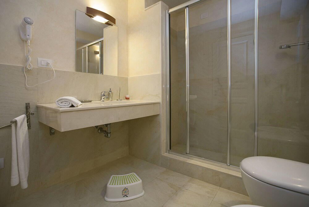 Duplex, 2 Bedrooms (4/A , Borgo Albizi 29 - Lift) - Bathroom