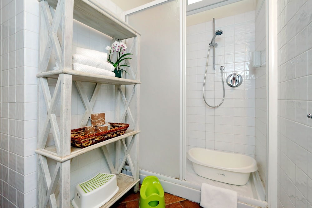 Apartment, 1 Bedroom (Giallo, Via della condotta 16) - Bathroom
